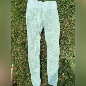 Fabletics workout leggings